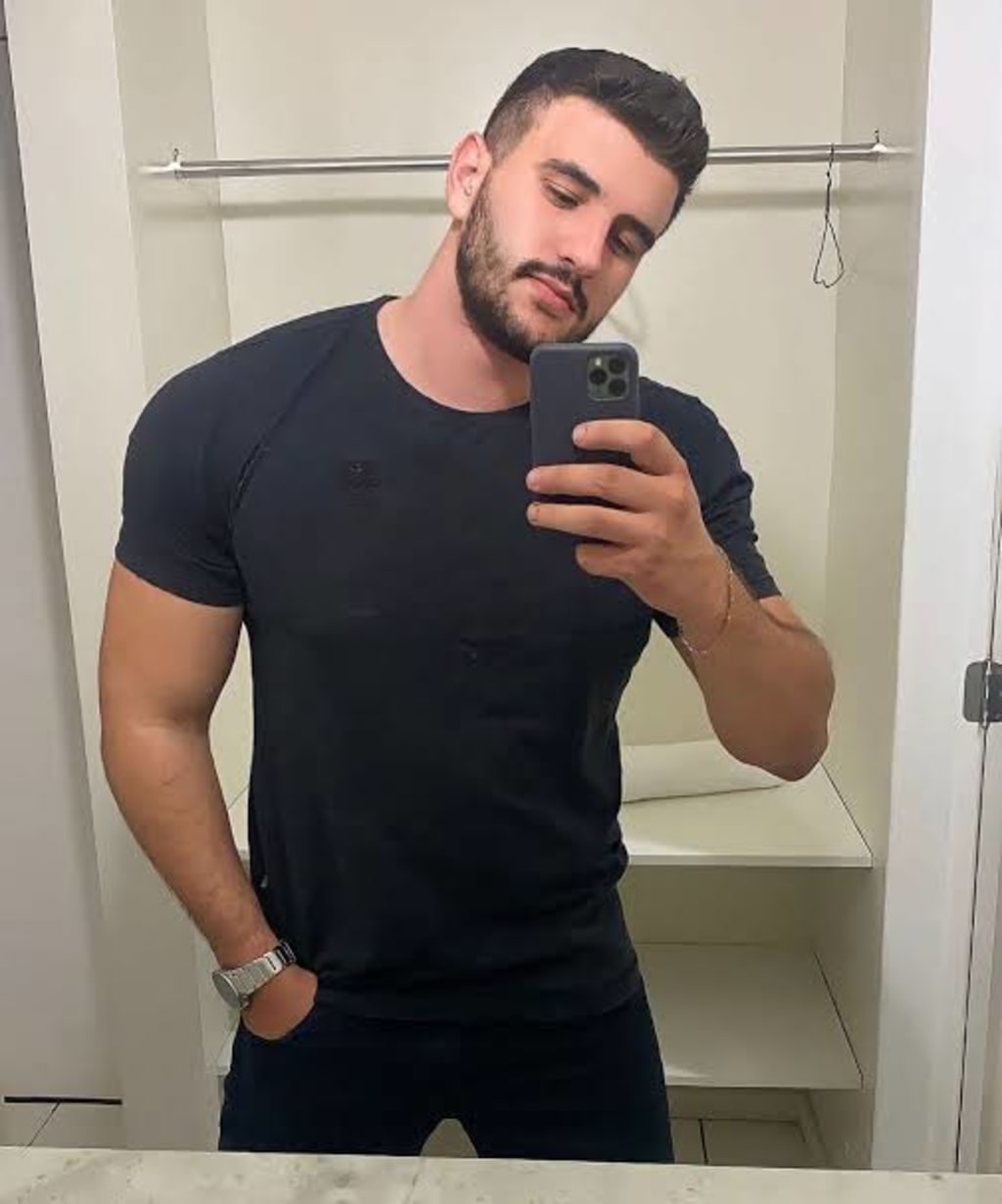 <em>David, Seattle, WA</em>